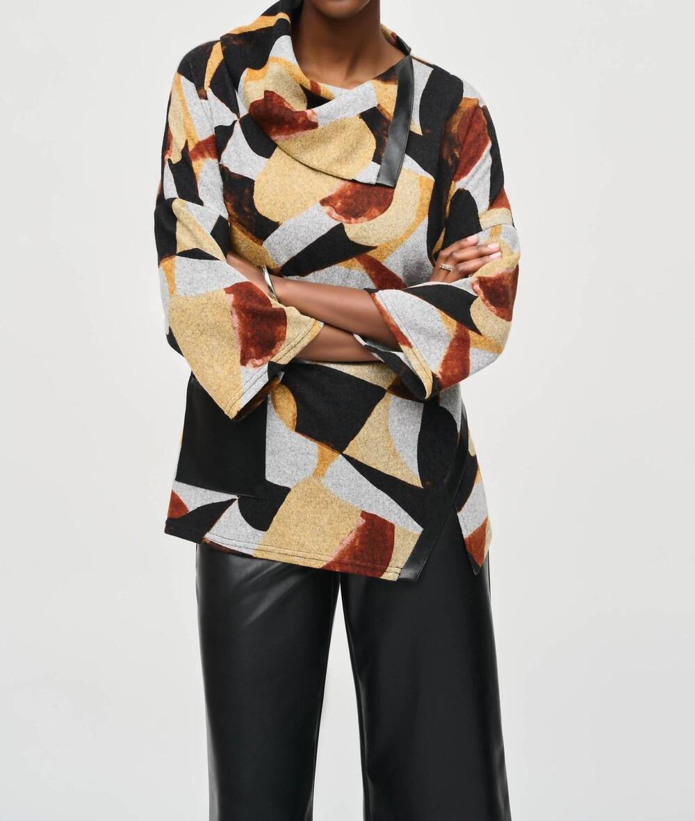 NEW JOSEPH RIBKOFF sweater knit abstract print top in grey/multi